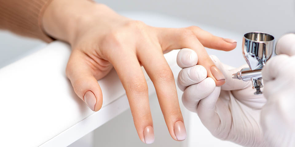 The importance of the manicure in Euphoria